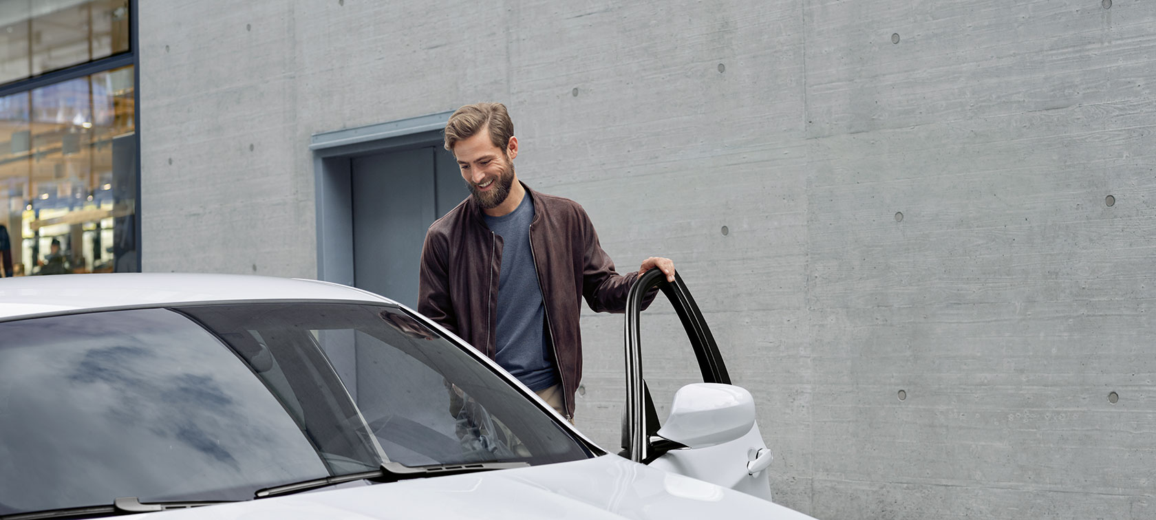 BMW Autohaus mobilforum GmbH - Neuwagen, Gebrauchtwagen, Werkstatt, Probefahrt, neue BMW in Bischofswerda, Freiberg, Senftenberg und Pirna.